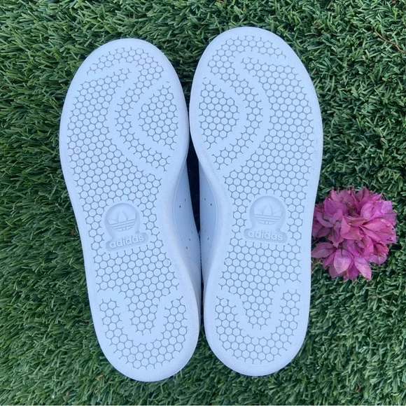 Adidas Stan Smith Leather Sneakers ⭐️ LIKE NEW - Picture 8 of 12